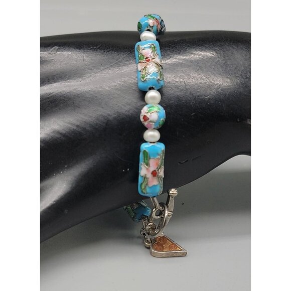 Blue Cloisonne & Faux Pearl Bead Bracelet Dangling Heart Charm 7.5 Toggle Close - Picture 3 of 14